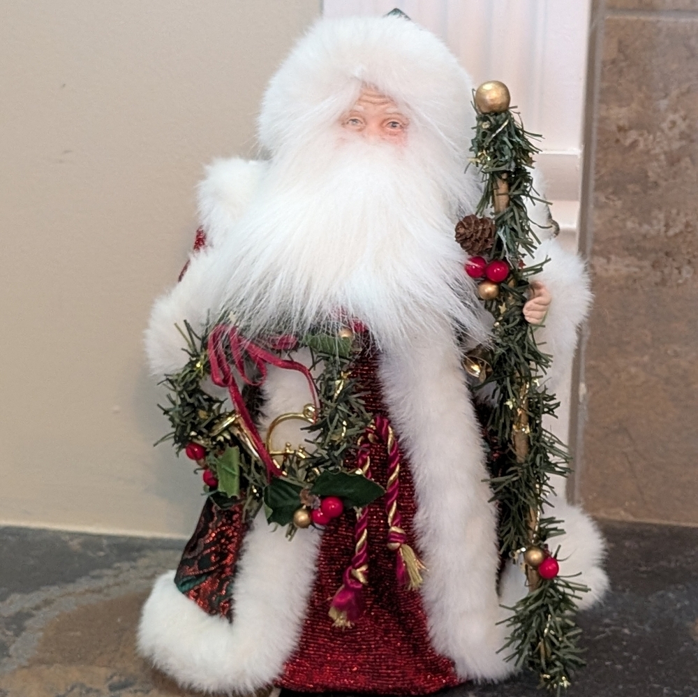 Santa Claus Paisley Cloak  12 inch Vintage Christmas Tree Topper